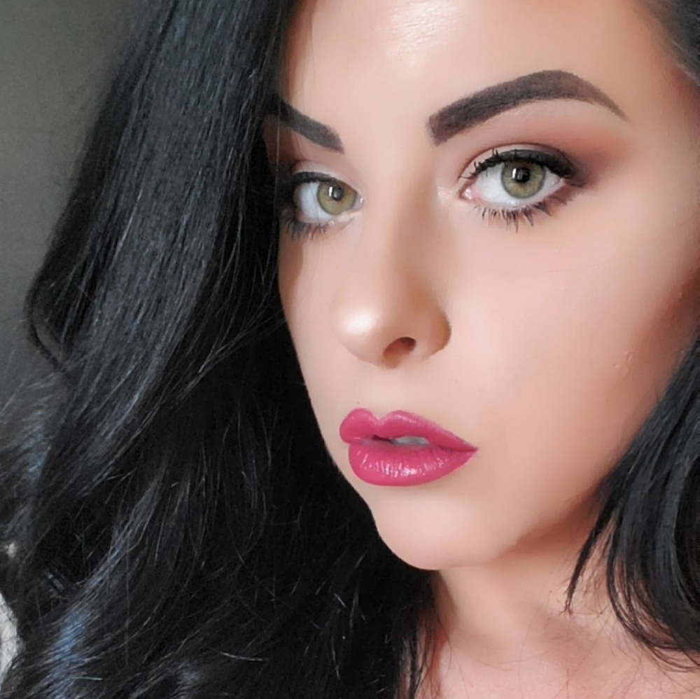 Meet your Posher, Candice